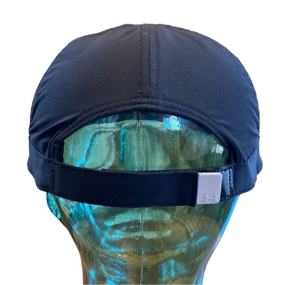 Under Armour Ladies Lightweight Adjustable Activewear Cap Hat - Picture 2 of 8